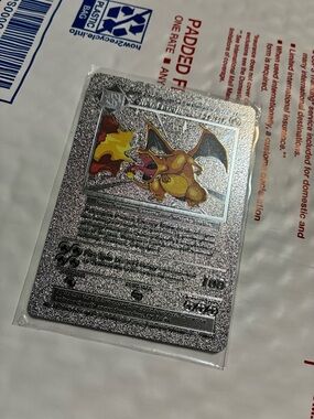 Shiny Charizard Holographic Trading Card 120 HP